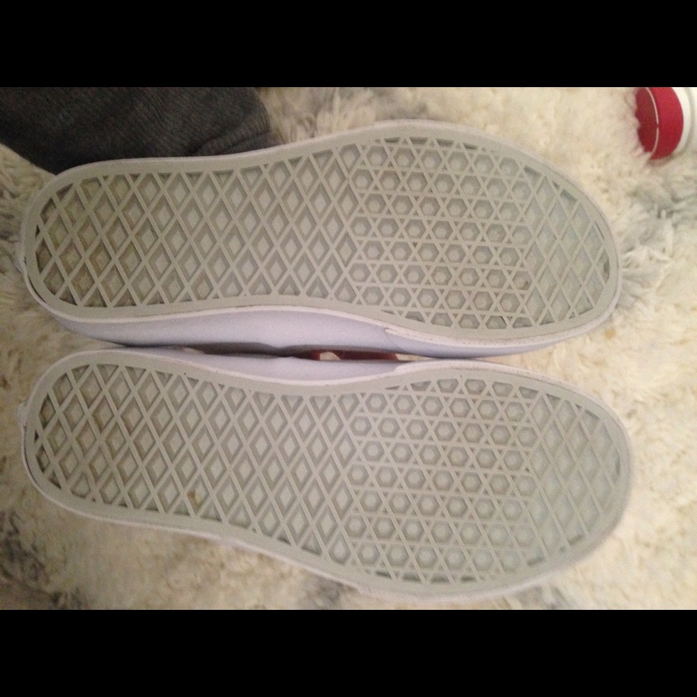 Vans - Picture 2 of 4